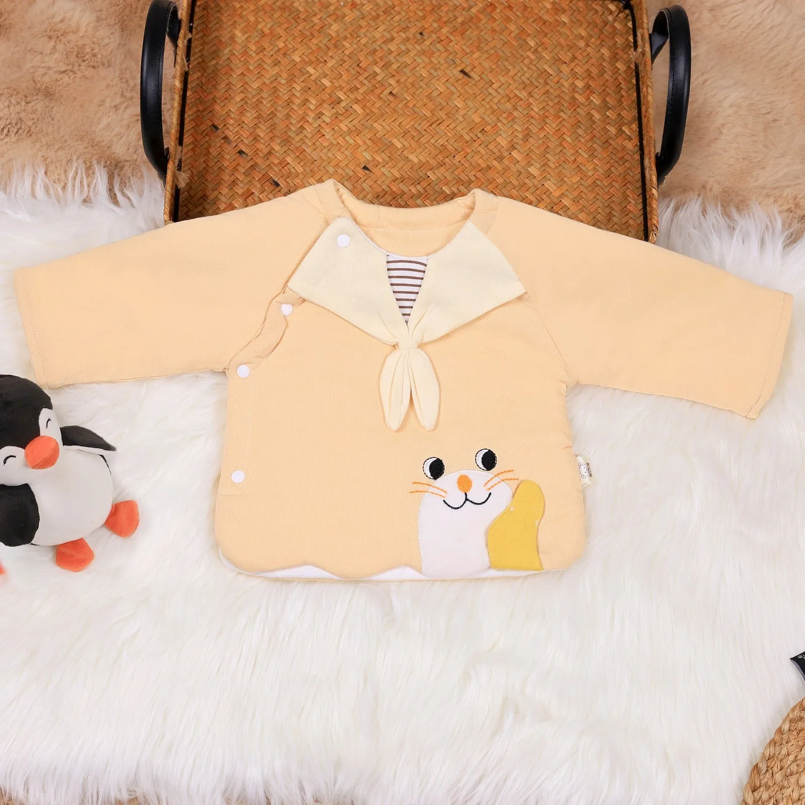 Baby catty suit with 2 pajamis