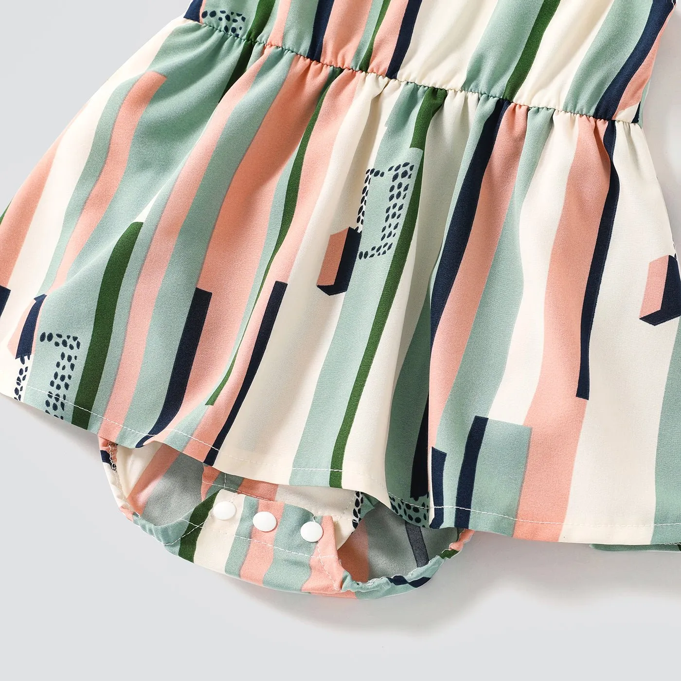 Family Matching Geometric Striped V Neck Drop Shoulder Belted Dresses and Colorblock Short-sleeve T-shirts Sets