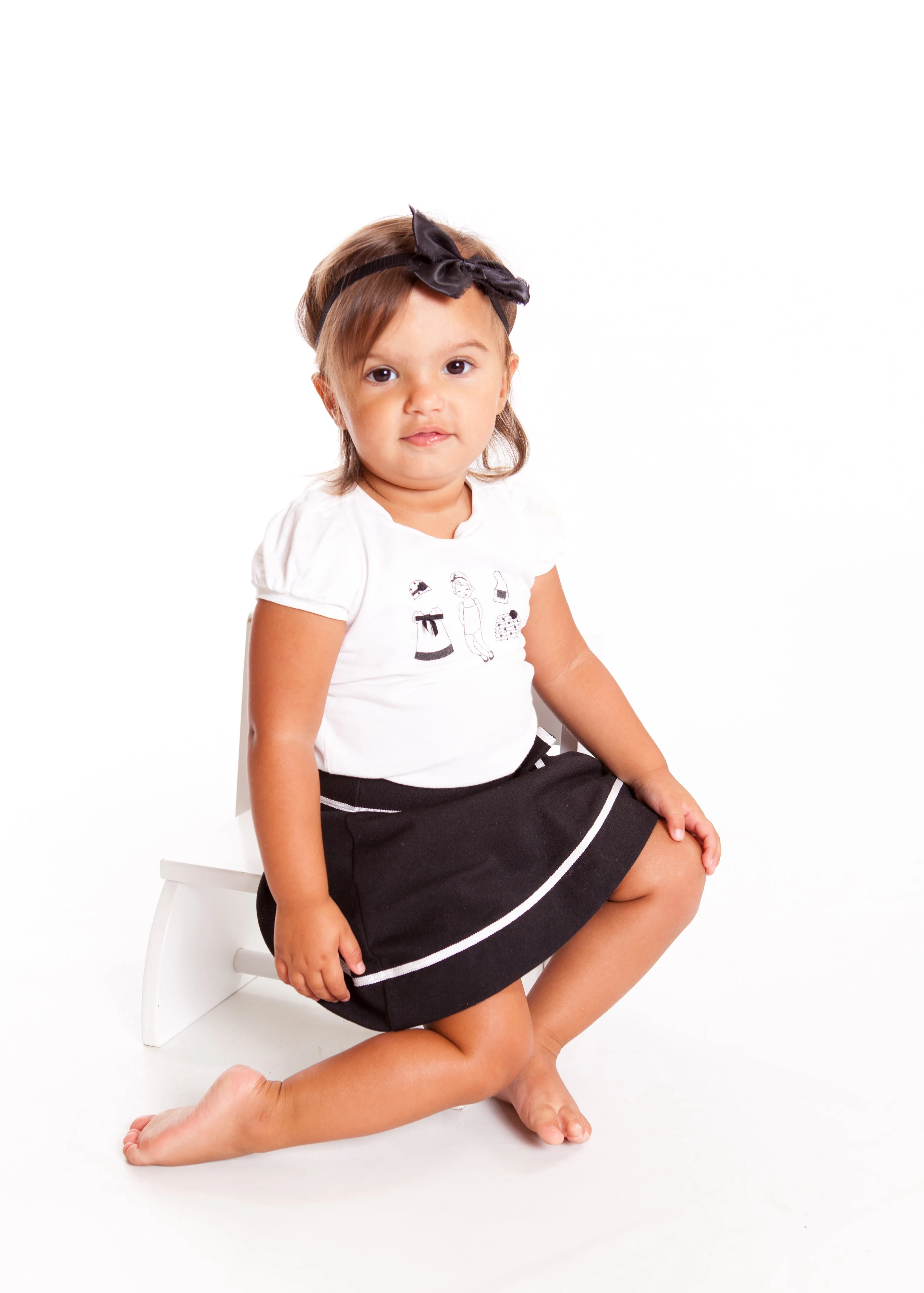 Frayed Satin Bow Headband - White   Black