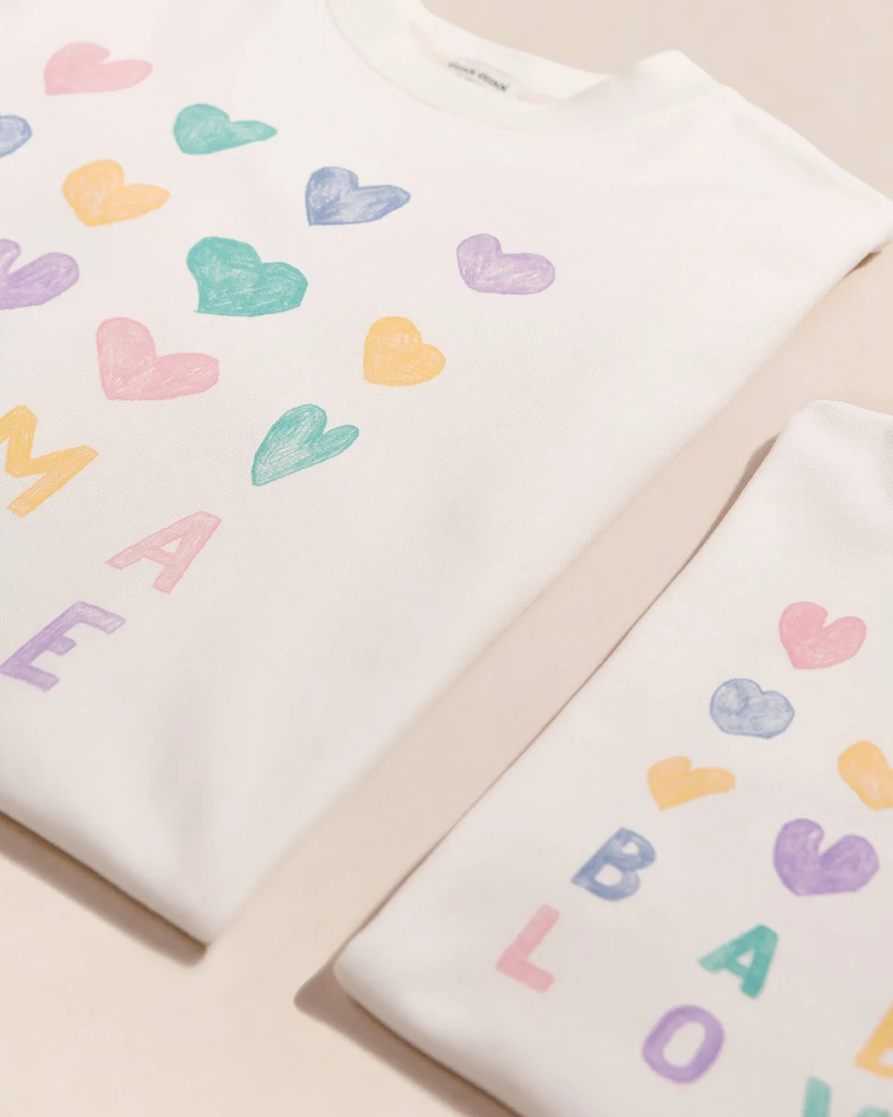 Le duo de t-shirts Mama love x Baby love en coton bio - blanc