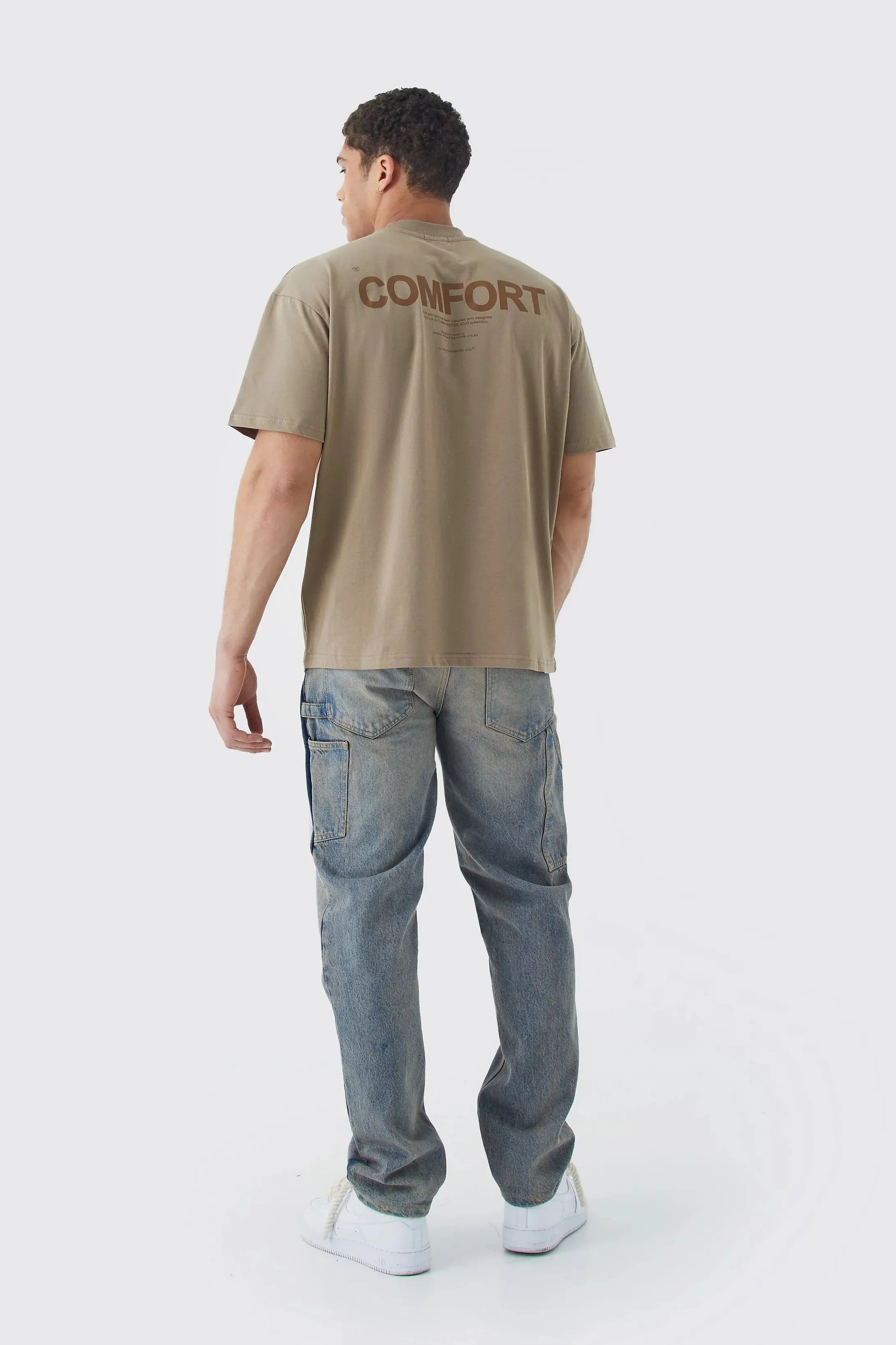 OVERSIZED EXTENDED NECK HEAVYWEIGHT COMFORT T-SHIRT