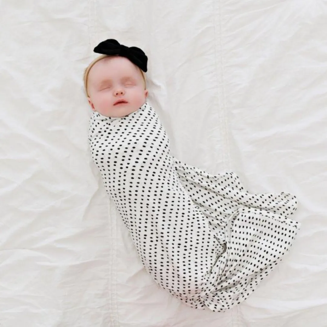 Snuggle Swaddle - Polka Dot